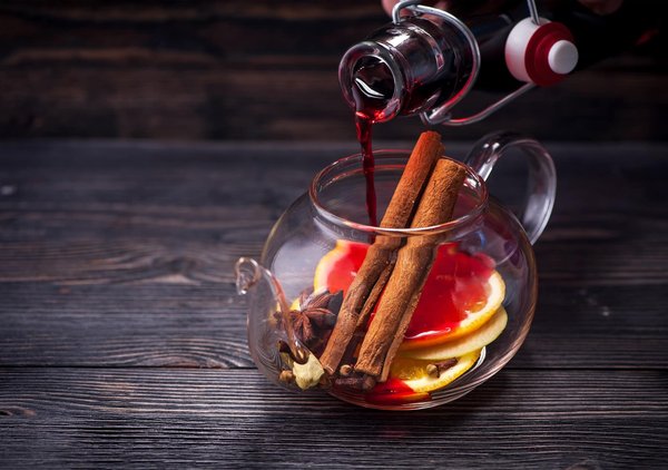 Comment préparer une terrine de foie gras maison pour les fêtes ?